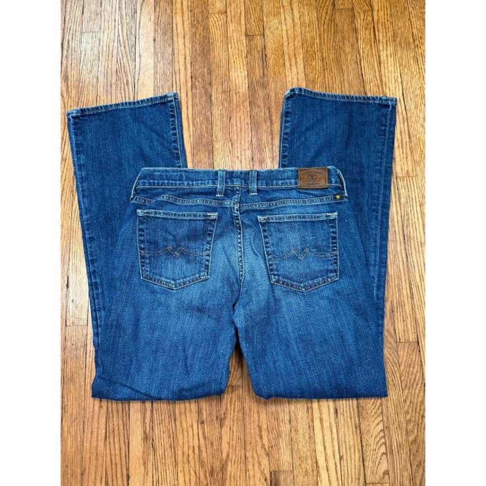 🦋 2000’s Lucky Brand Sweet N Low Jeans 🦋 - Picture 2 of 7